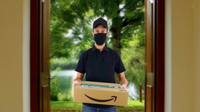 Delivery Man Package image